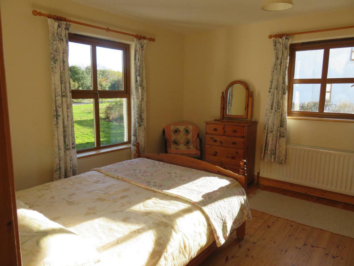 Letterfrack Farm Cottage In Village On A Farm Beside Connemara National Park Exteriér fotografie
