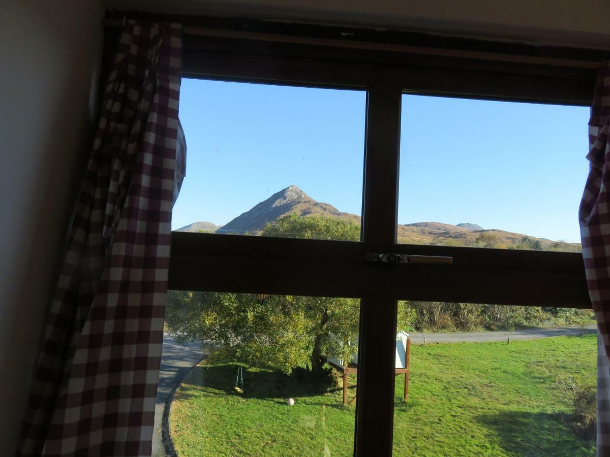 Letterfrack Farm Cottage In Village On A Farm Beside Connemara National Park Exteriér fotografie